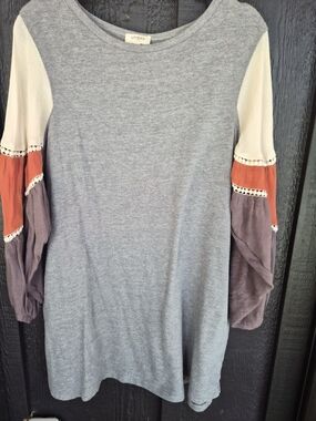 Umgee Grey Tunic/Dress with Colorblock Balloon Sleeves
